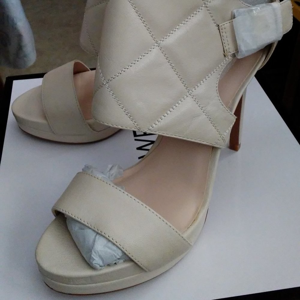 NEW Nine West Off White Cream High Heels 7.5